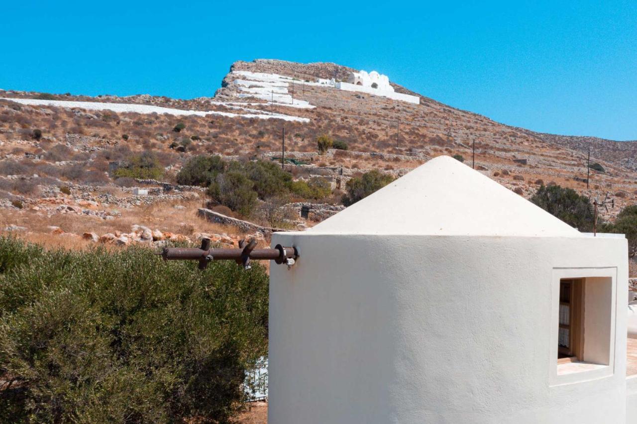 Xaraki Traditional Houses Folegandros Town Exterior photo