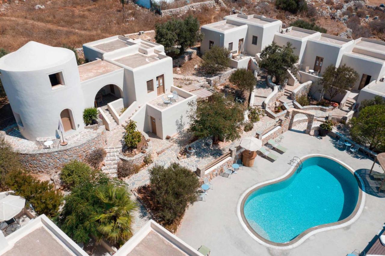 Xaraki Traditional Houses Folegandros Town Exterior photo